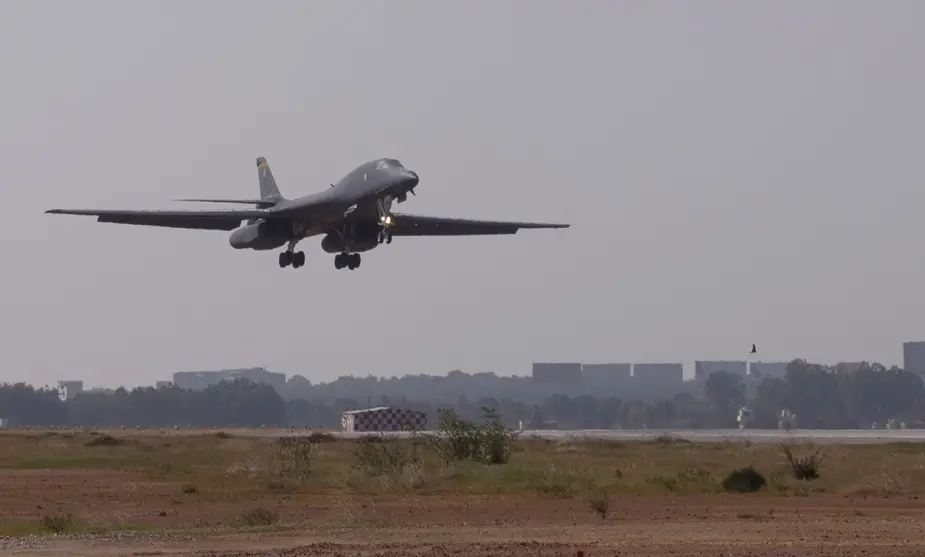 US B 1B Lancer debuts at Aero India 2021 01