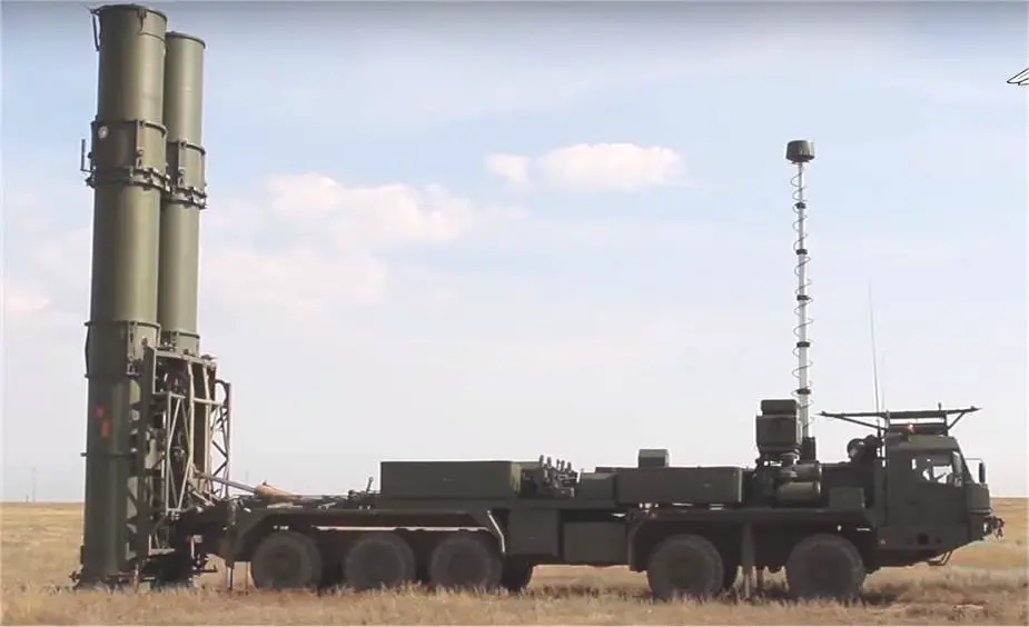 FUERZA AÉREA DE RUSIA  - Página 2 Russia_unveils_its_new_S-500_Triumfator-M_air_defense_missile_system_during_live_firing_tests_925_01