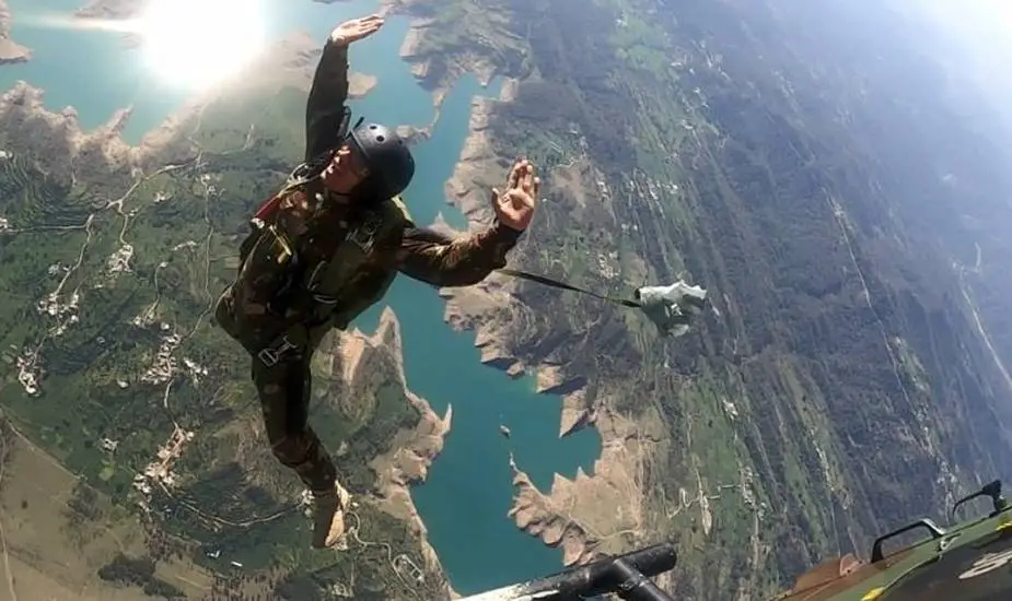 Army Recognition Global Defense and Security news