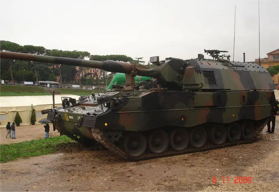 List of artillery and armored vehicles that Italy plans to deliver to Ukraine PzH 2000 925 001