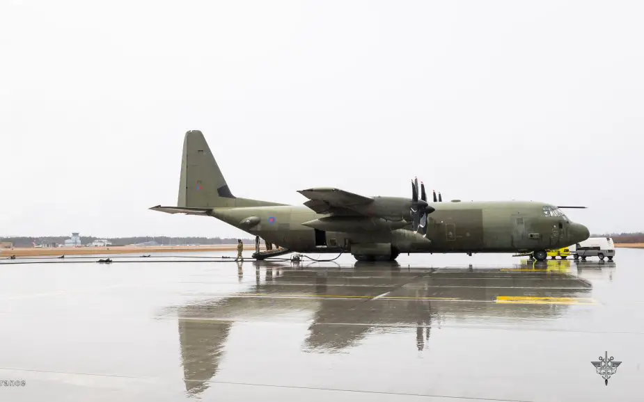 Royal Air Force squadron conducts tactical refuelling in Estonia