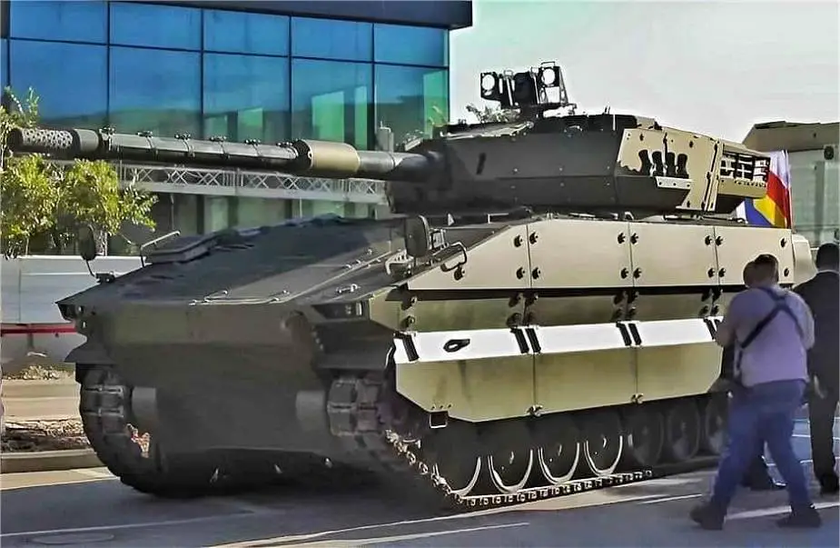 Elbit_Systems_from_Israel_showcases_its_new_Sabrah_105mm_light_tank_925_001.jpg