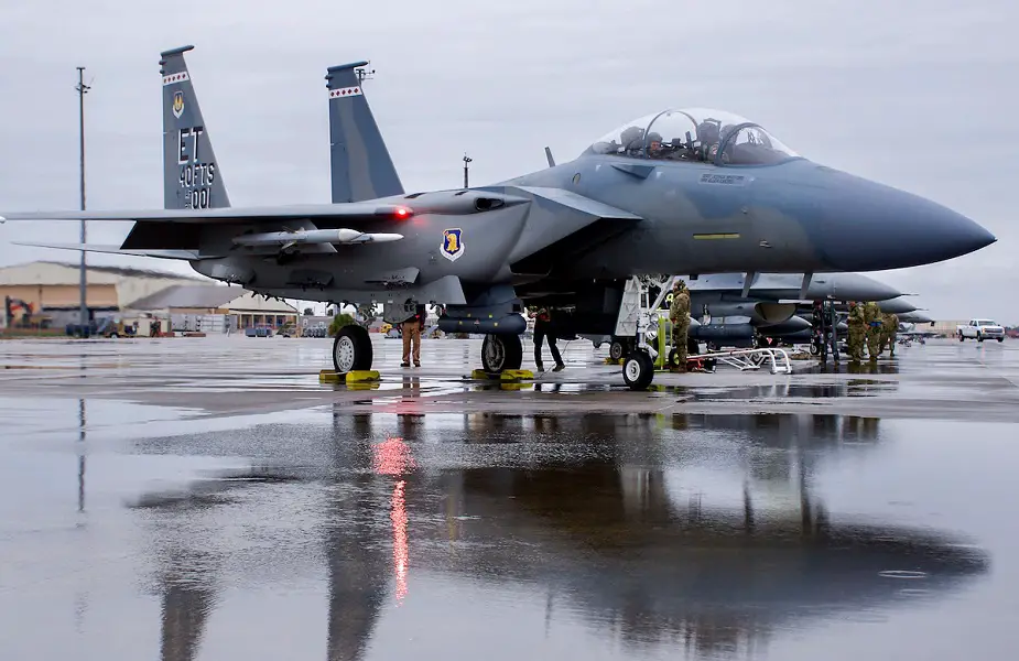 15EX Eagle II successfully fired AIM 120D missile 01