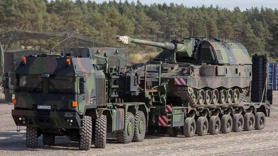 https://www.armyrecognition.com/images/stories/news/2022/february/Germany_sends_more_PzH_2000_self-propelled_howitzers_to_Lithuania_3.jpg