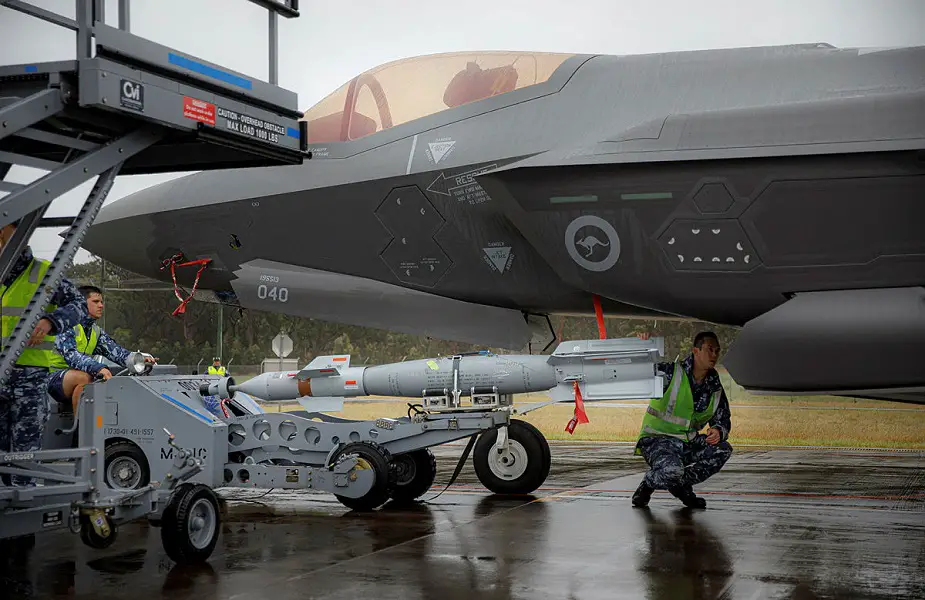 Australian warheads introduced into service 01