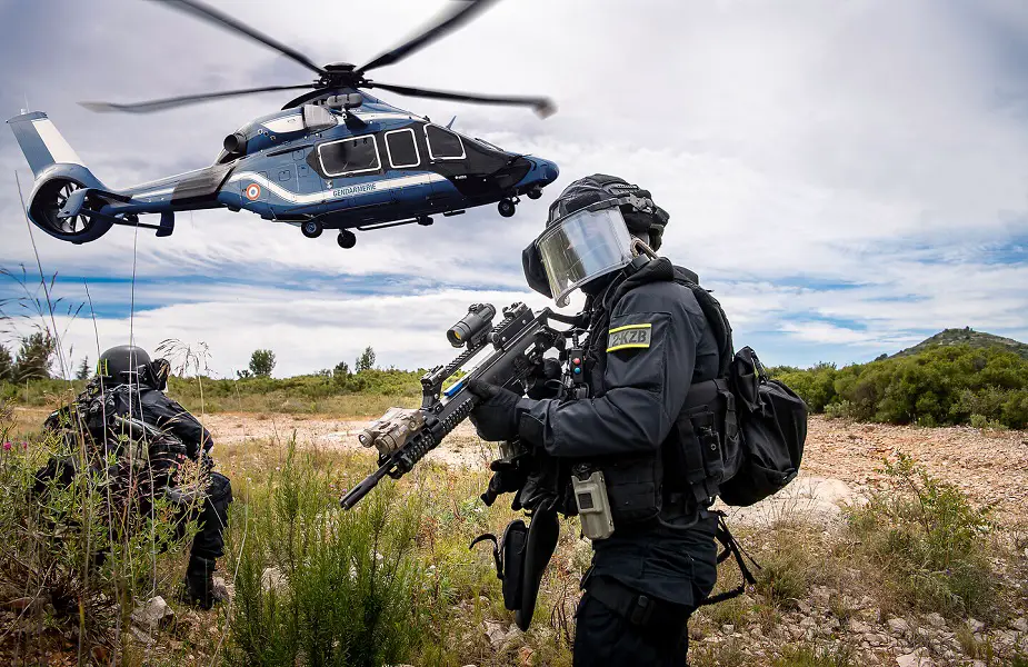 France becomes first H160 law enforcement customer 01