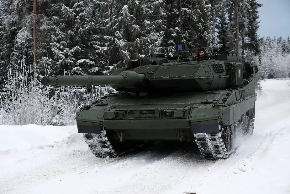 South Korean K2NO and Geman Leopard 2A7 compete in the snow as future Norway MBT 925 003