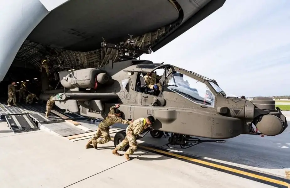 Upgraded Apache helicopters arrive in South Korea 01