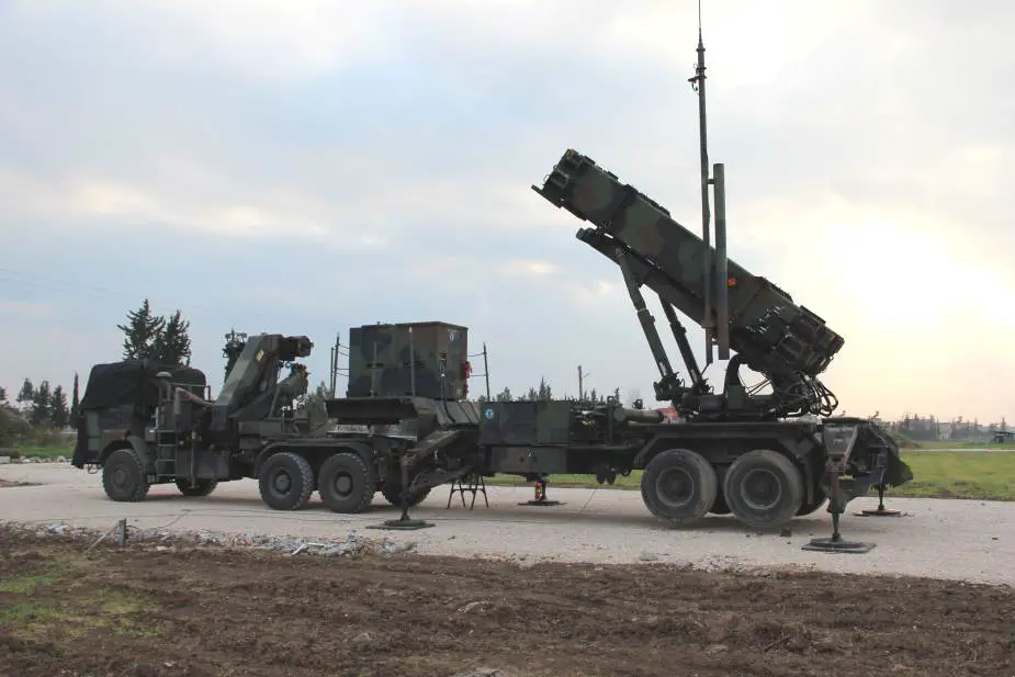 Noticias de la OTAN - Página 2 Germany_and_Netherlands_to_deploy_Patriot_air_defense_missile_systems_in_Slovakia_after_invasion_of_Ukraine_925_001