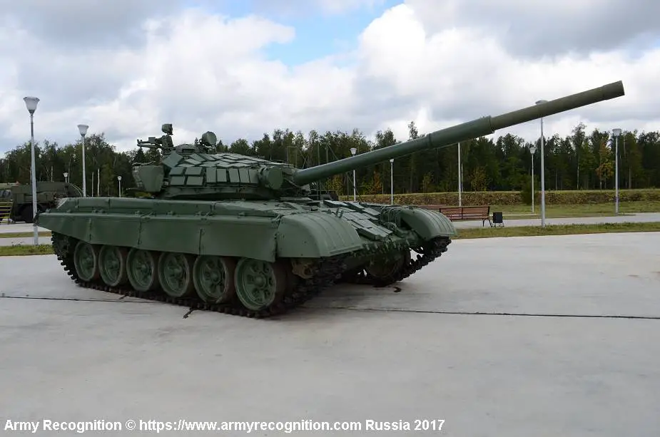 Ukrainian Armed Forces / Zbroyni Syly Ukrayiny - Page 25 Czech_Republic_to_supply_Ukraine_with_90_renovated_T-72B_tanks_925_001