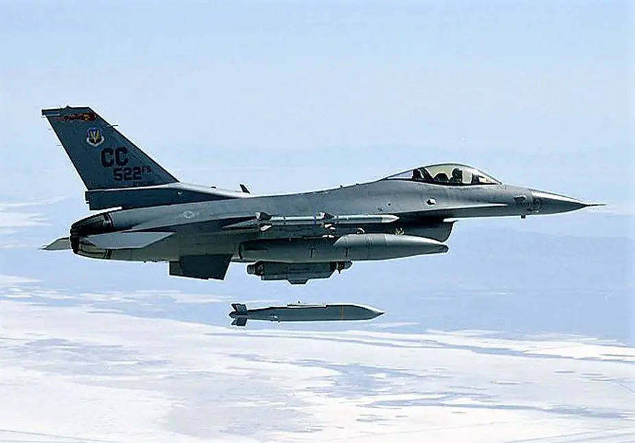 Finnish Air Force to receive AIM 9X Block II tactical missiles and AGM 154 Joint Standoff weapons 1