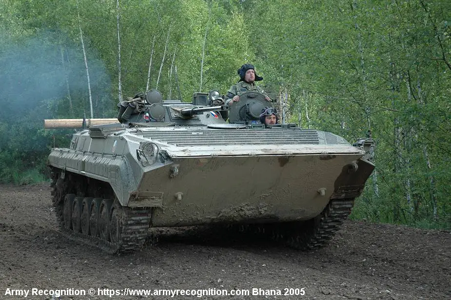 Czech Republic to supply Ukraine with 7 T 72M4 tanks and 4 BVP 2 IFVs 925 003
