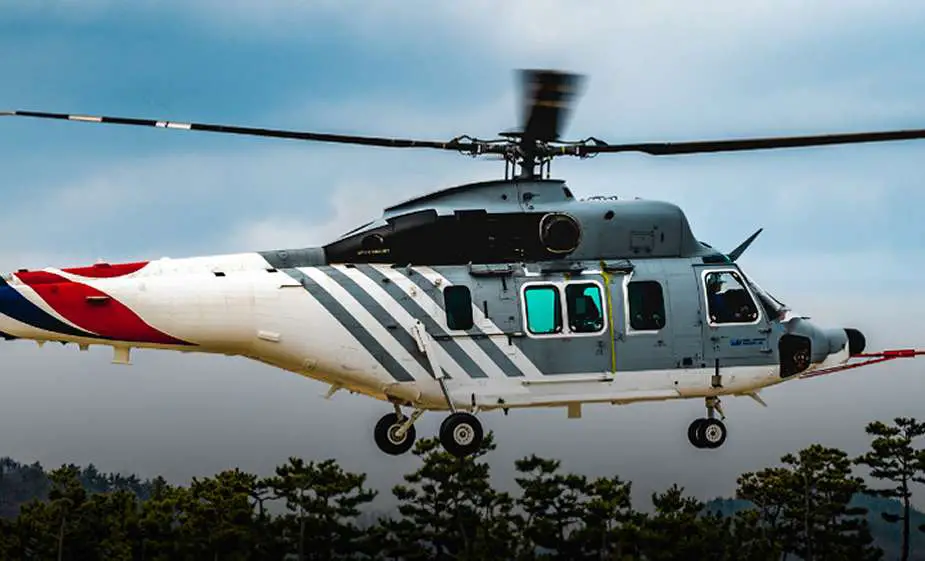 South Korean KAI KUH 1E utility helicopter and LAH light attack helicopter make first public appearance at Dubai Airshow 2023 1