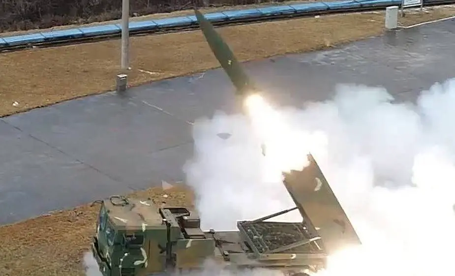 Chunmoo MLRS rocket launcher systems is also able to fire KTSSM tactical ballistic missiles 925 002