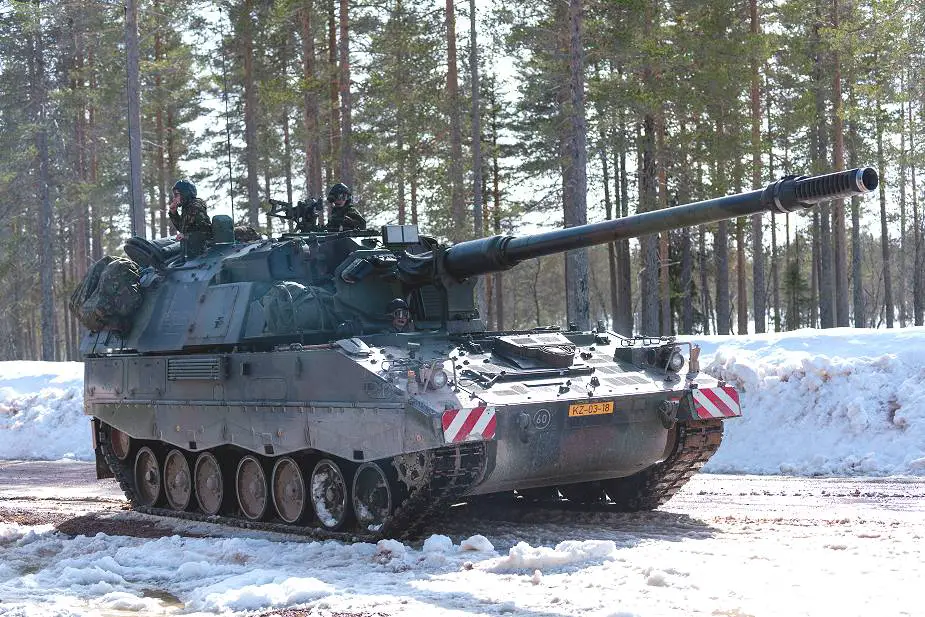 Netherlands reveals list of weapons combat vehicles sent to Ukraine PzH 2000 925 001