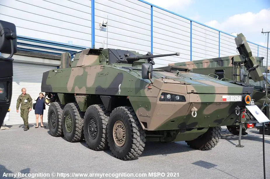 Poland announces the sale to Ukraine of 100 Rosomak 8x8 armored vehicles 925 002