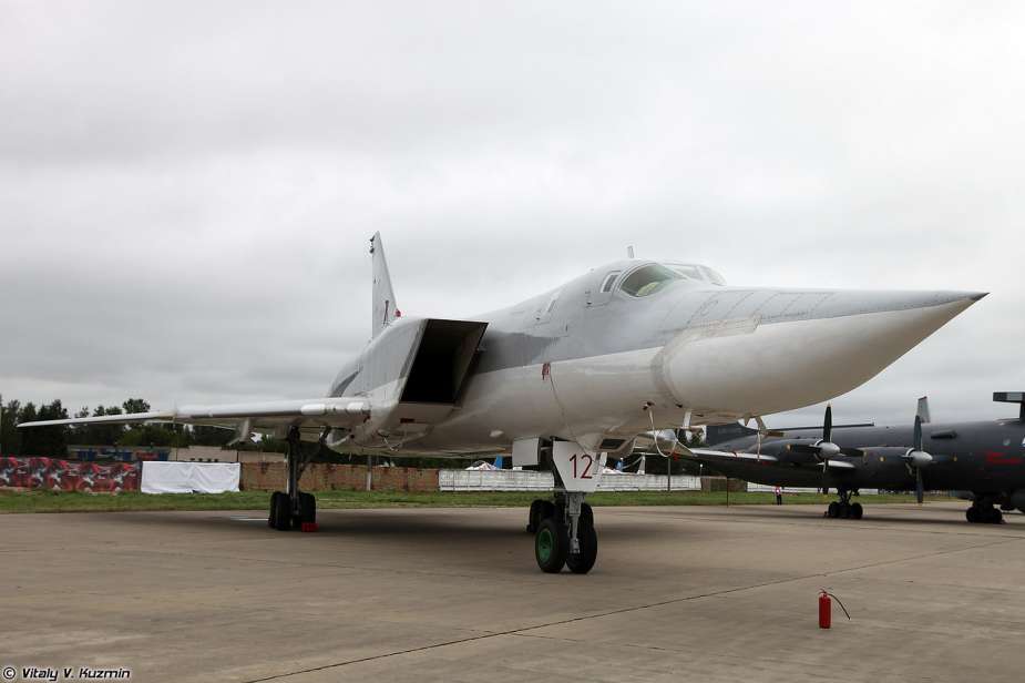 Ukraine Destroys Russian Strategic Bomber Tu 22M3 650km from the Border 925 002