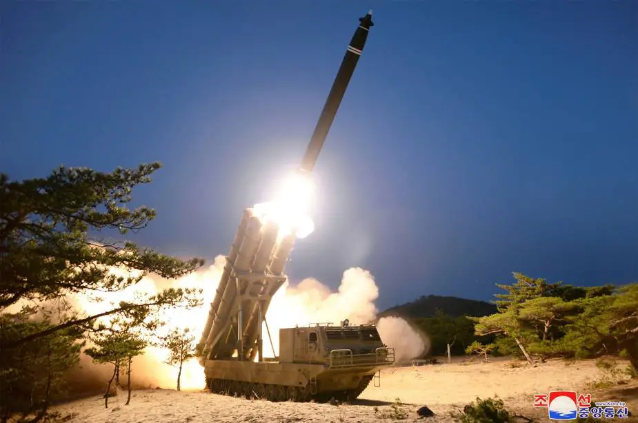 ستكون قاذفات الصواريخ KN 25600 ملم MLRS العمود الفقري للقوات النووية الكورية الشمالية 925002