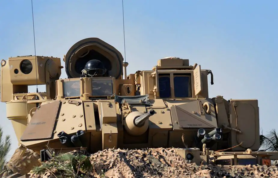 US approves the supply to Greece of 300 Bradley M2A2 tracked armored IFVs 925 002