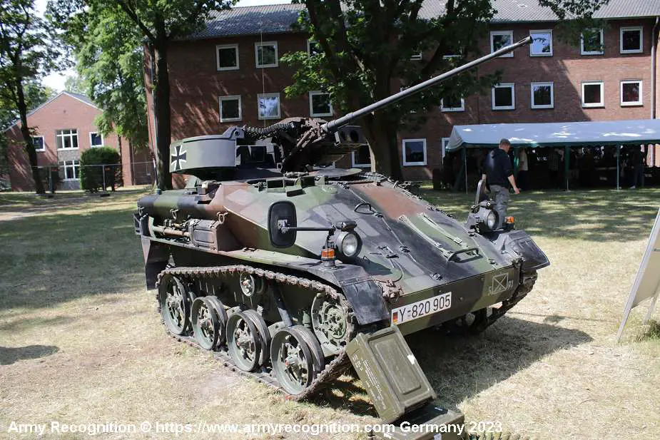 New Boxer Heavy Weapon Carrier to Replace German Armys Wiesel 1 Airborne 20mm Cannon Vehicle 925 002