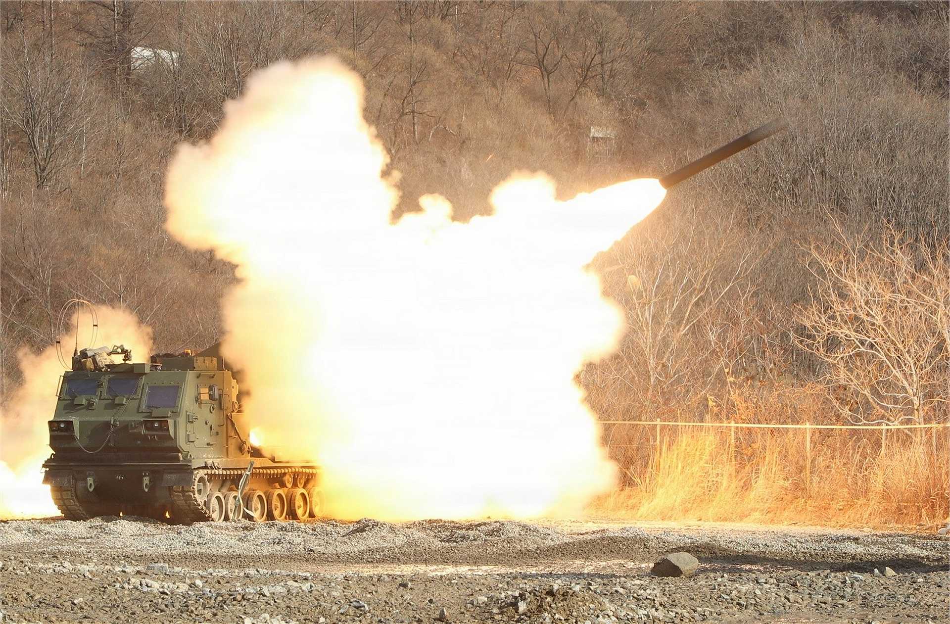First Operational Use of U.S. New M270A2 Rocket/Missile Launcher in South Korea Near North Korea ...