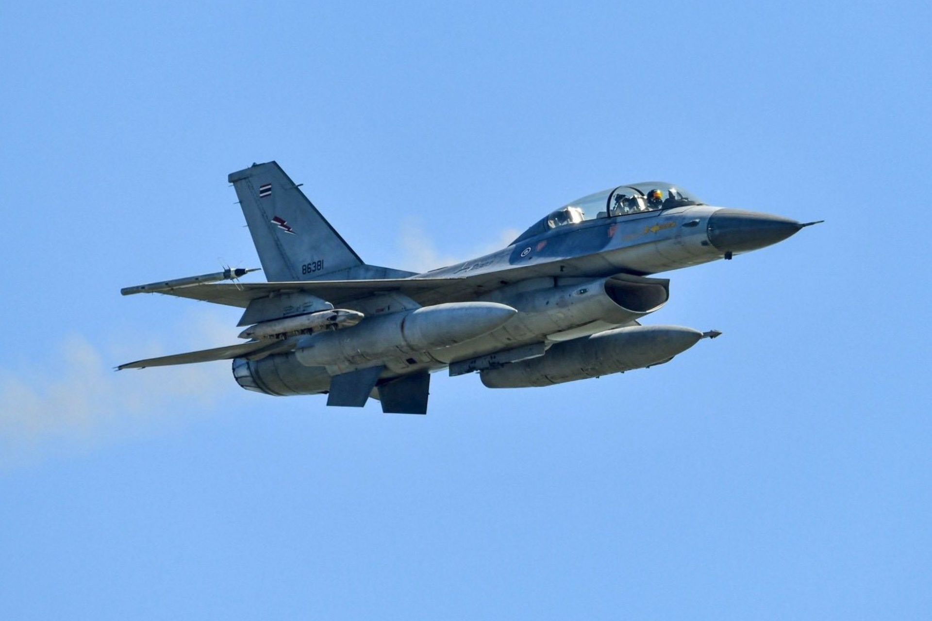Thai F-16 fighter strikes hit Cambodian positions as border crisis flares