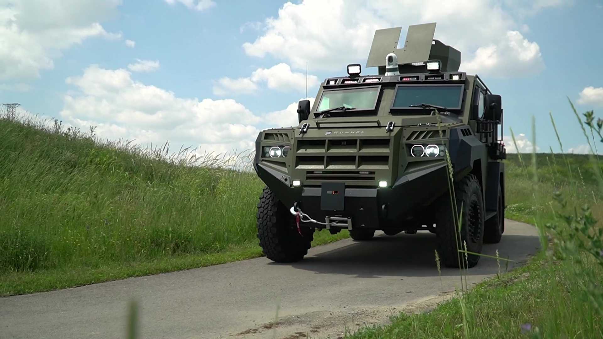 The Senator ERV is built on a Ford F-550 Super Duty chassis and forms part of a broader modular family that includes the Senator APC, Senator MRAP, Senator Pickup, Senator EOD, and the Captain APC based on the Toyota Land Cruiser 70. (Picture source: Roshel)