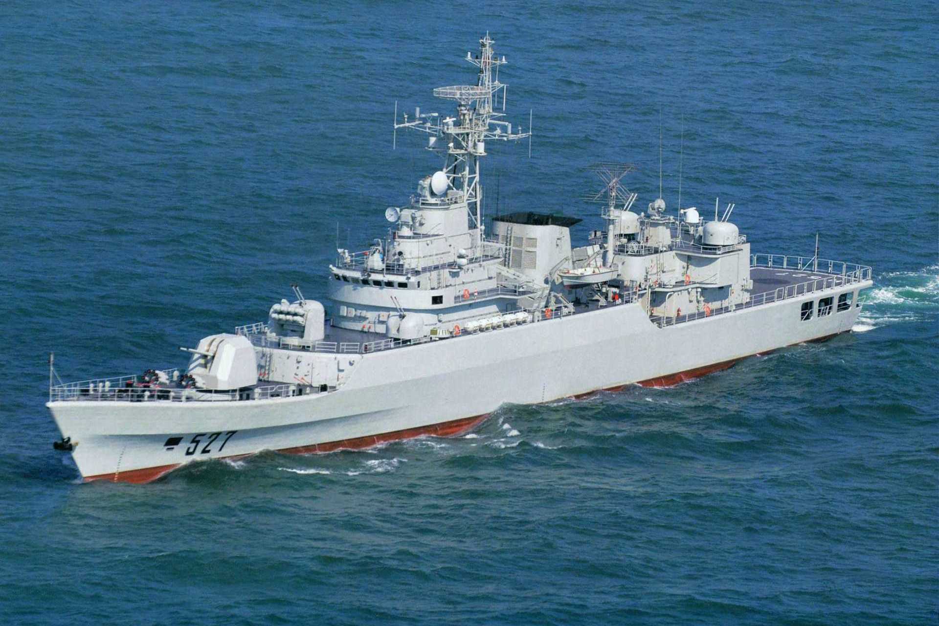 The Type 053 frigate marked an early attempt by Chinese shipyards to standardize their naval production and equip the Chinese Navy with a modernized surface fleet during a period of constrained industrial capability. (Picture source: Chinese MoD)