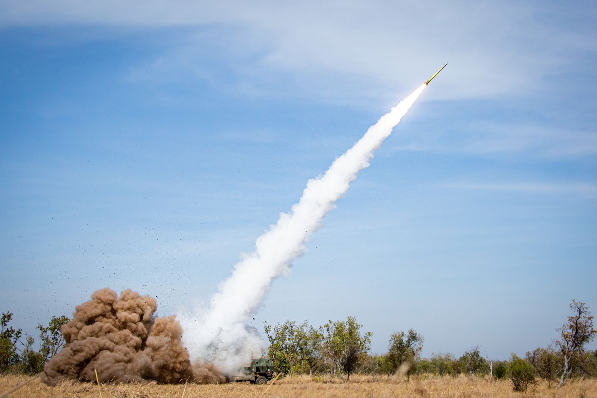 US Approves Sale of GMLRS-AW Rockets to Australia for Increased Long