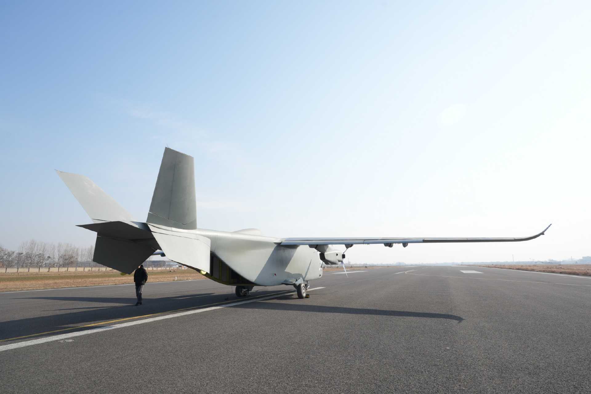 China tests new Changying-8 autonomous cargo drone built to carry 3.5 tons over 3,000 km