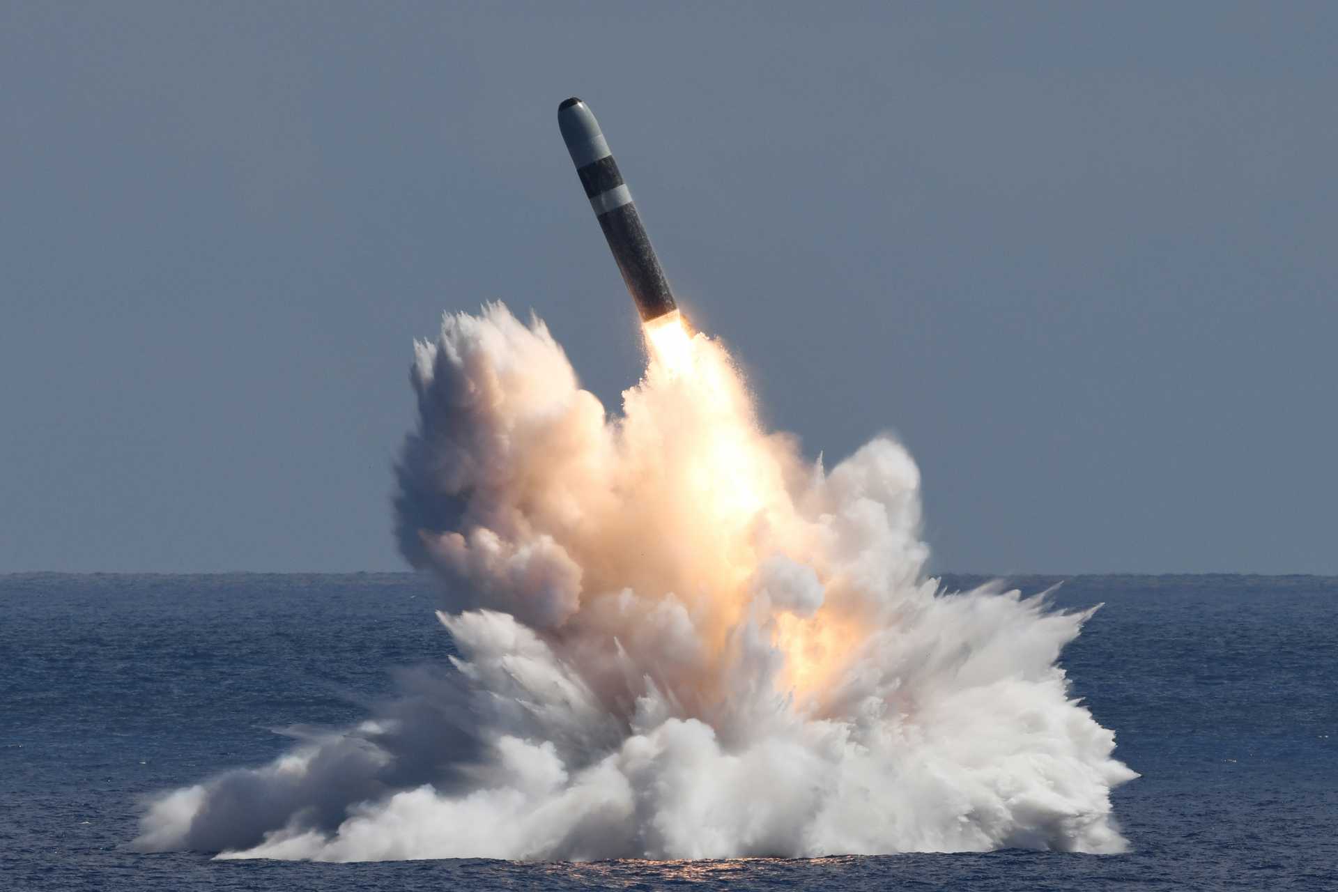 The options raised by The Telegraph are: German financial support for Britain’s Trident deterrent; German industrial participation in future British nuclear submarines, missiles, or uranium-enrichment capacity for future warheads; and the deployment of German-operated Patriot air defense batteries to protect nuclear infrastructure such as Faslane. (Picture source: US DoD)