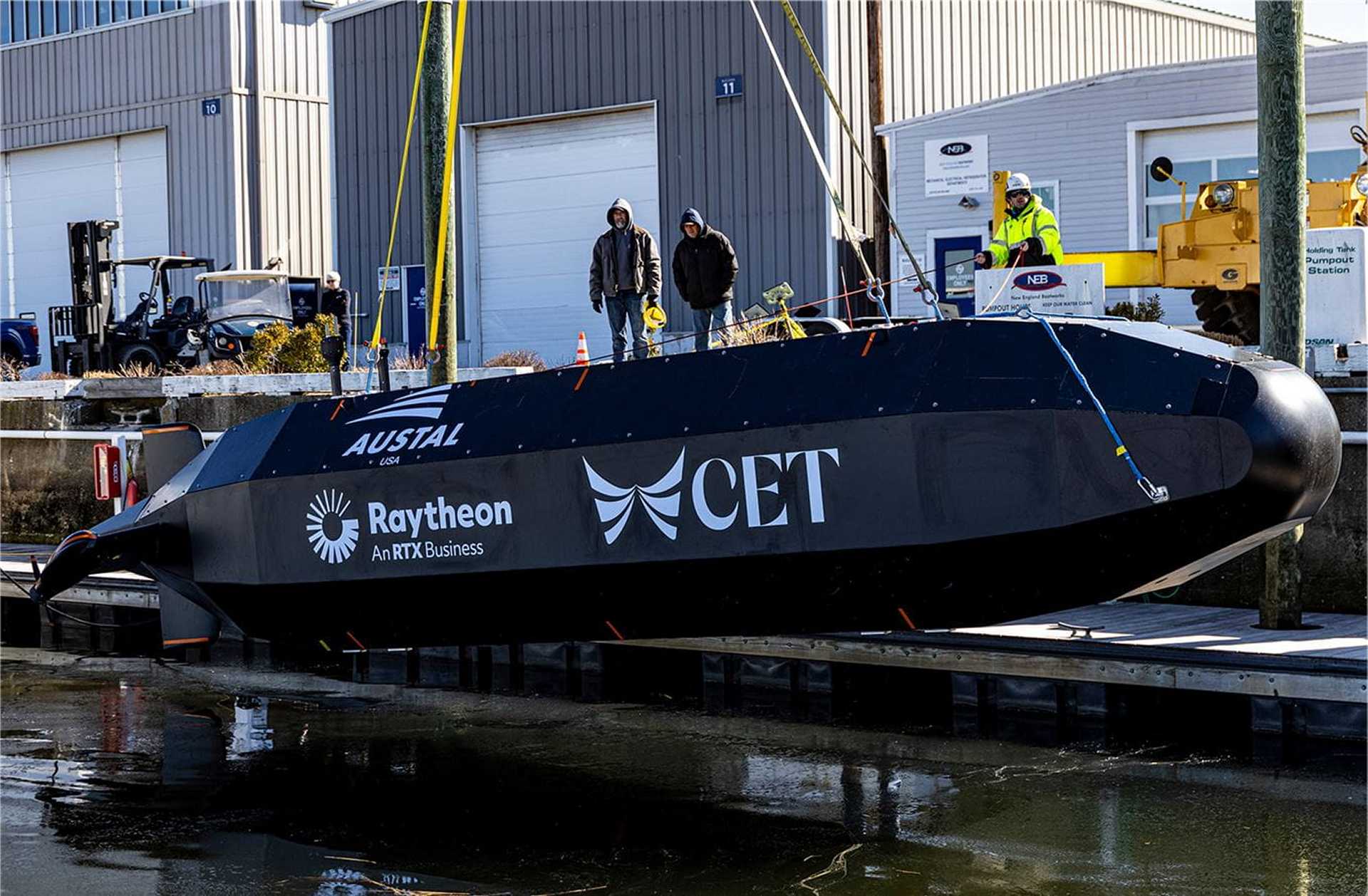 Raytheon HADALUS gives the U.S. Navy a low-cost, long-endurance unmanned undersea vehicle with more than 3,700 km (2,000 nautical miles) of range, designed to support detection, target reacquisition and engagement missions in contested waters.