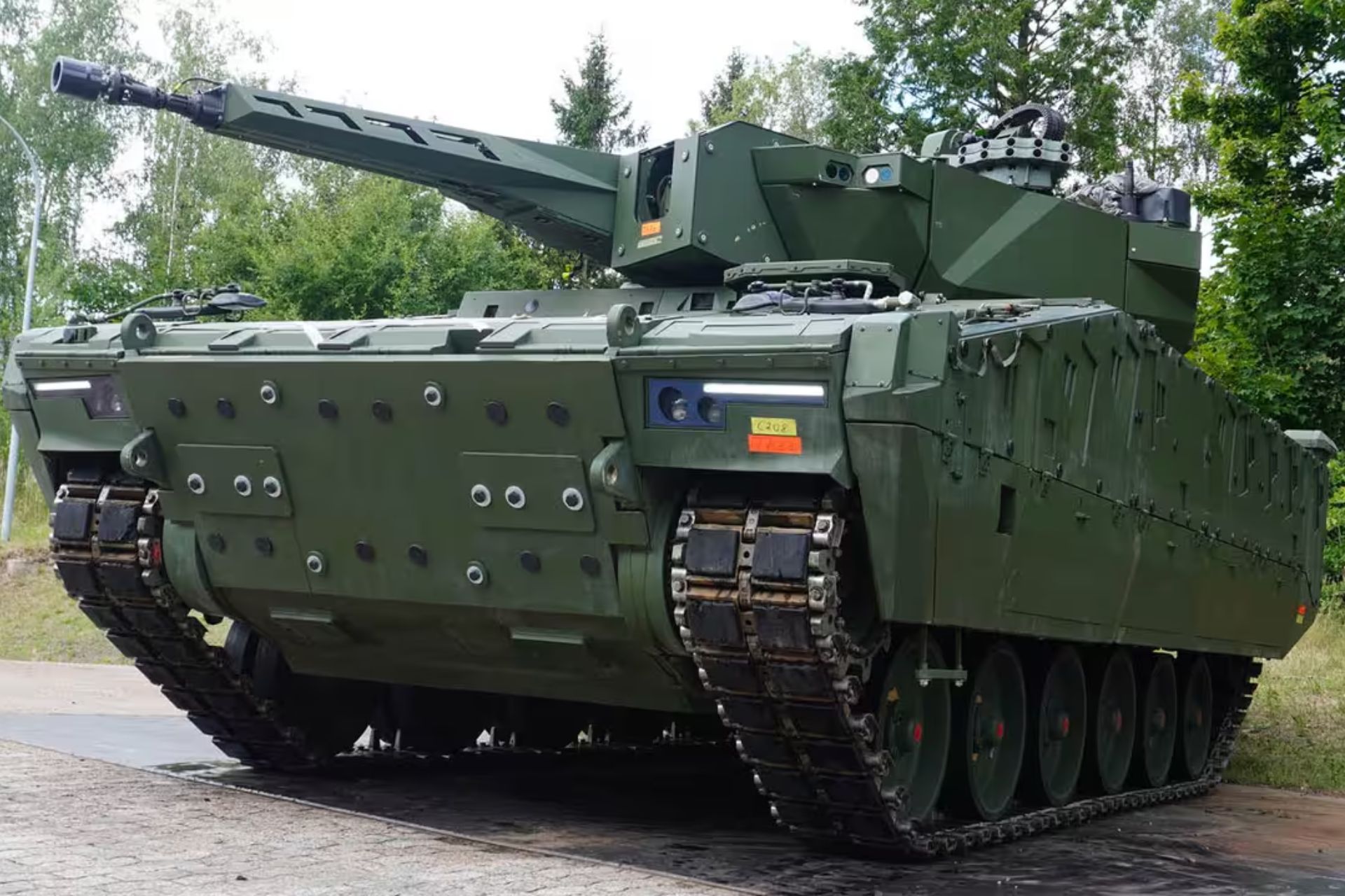 Romania Mulls Modification of Infantry Fighting Vehicle Requirements in Favor of Rheinmetall