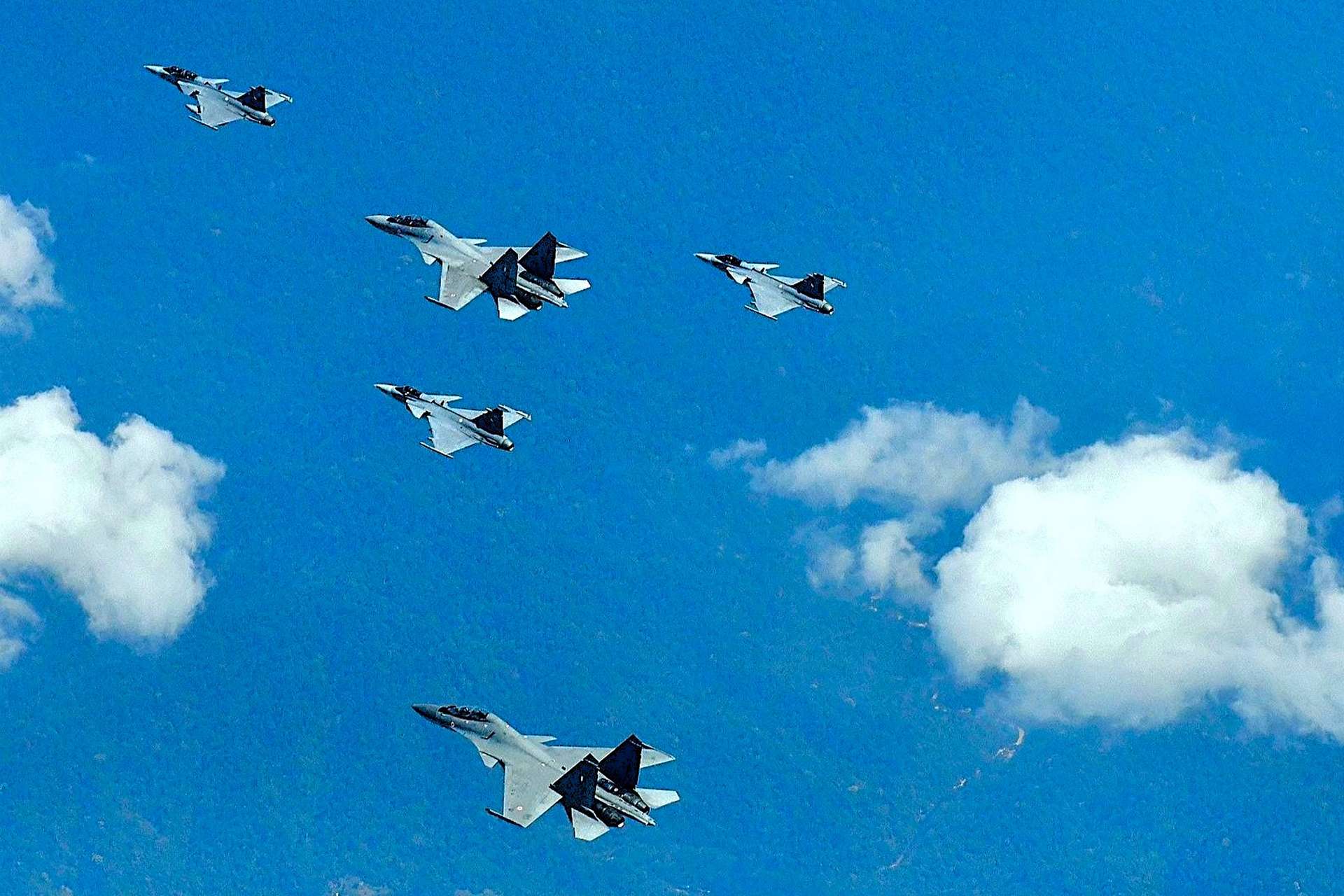 India’s Su-30MKI And Thai Gripen Jets Execute Indian Ocean Patrol Signaling Deeper Indo-Pacific Alignment