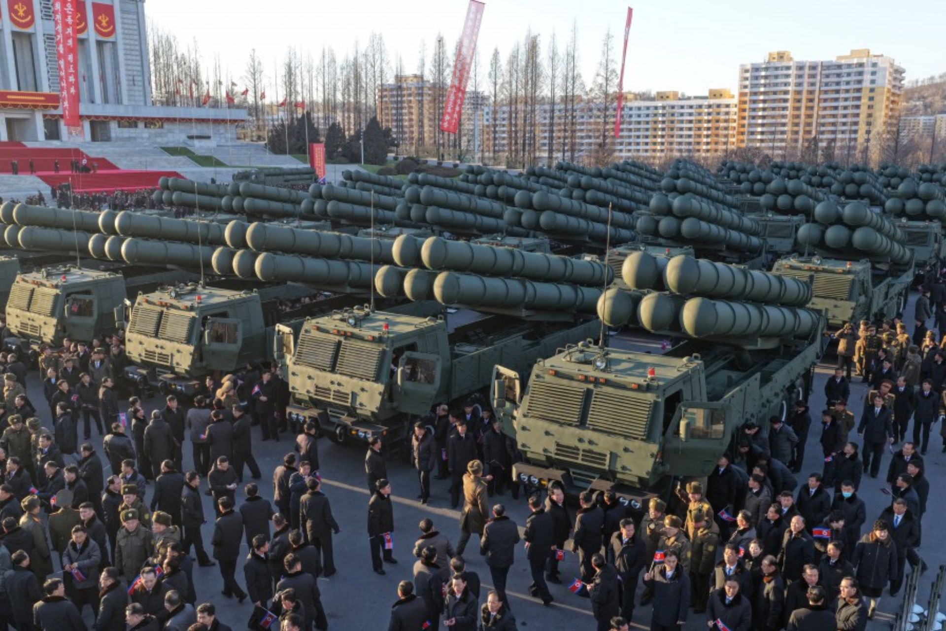 North Korea Formally Hands Over 50 KN-25 600mm Rocket Systems to Combat Units