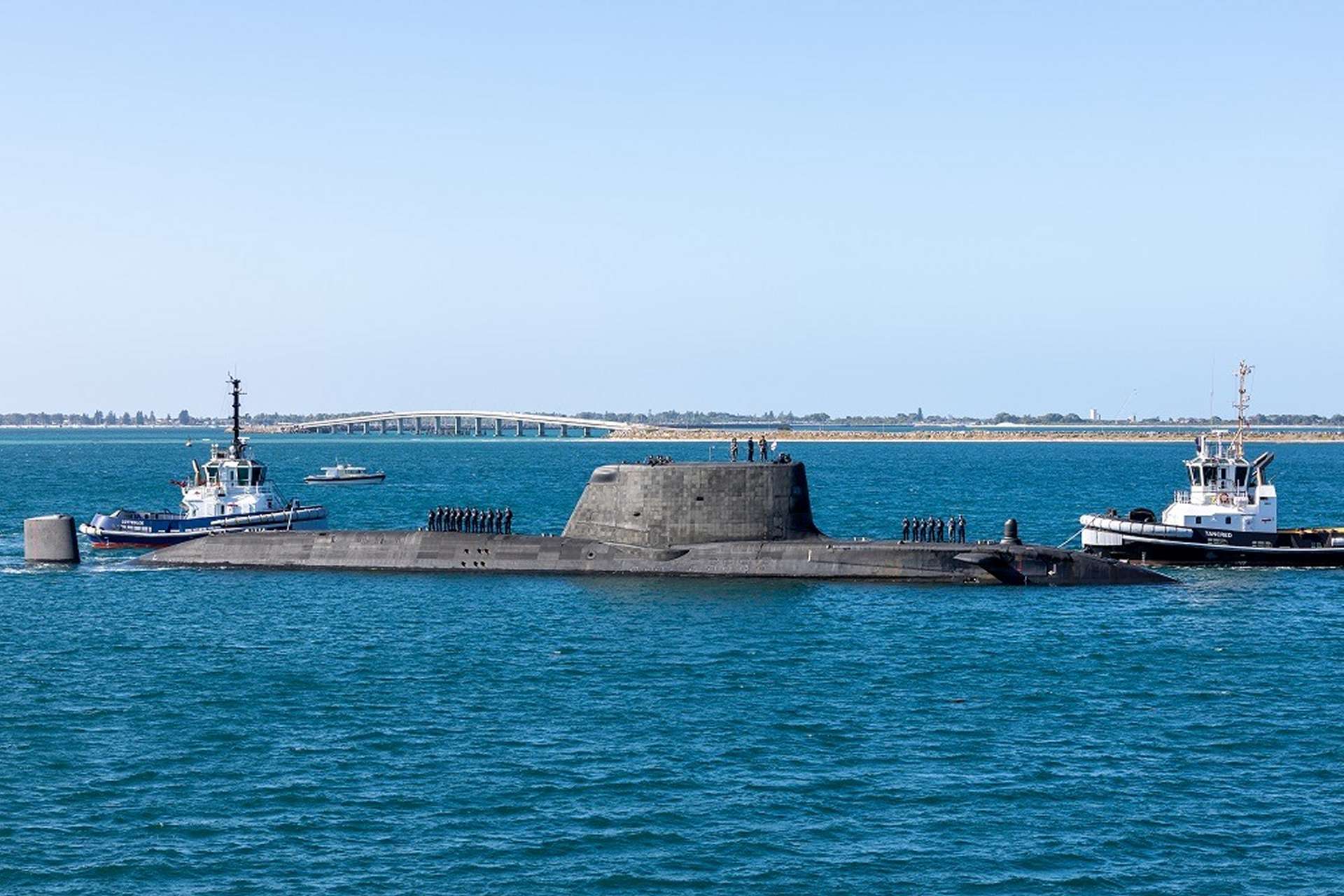 UK Conducts First AUKUS Nuclear Submarine Maintenance in Australia with HMS Anson