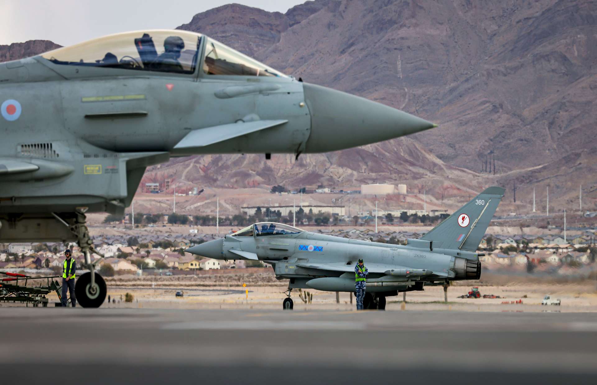 UK and Australia Deploy Typhoons and F-35 Fighters to U.S. for Red Flag 26 Combat Training