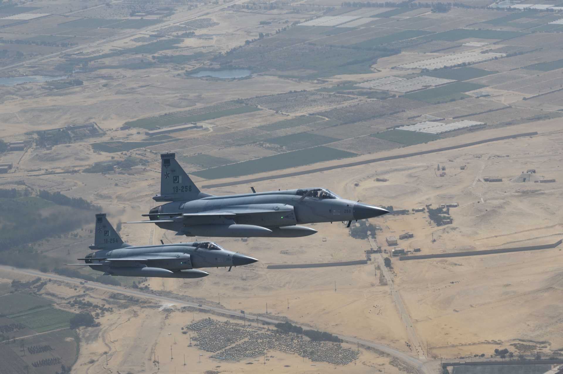 Iraq explores JF-17 fighter acquisition from Pakistan as an alternative to the F-16IQ