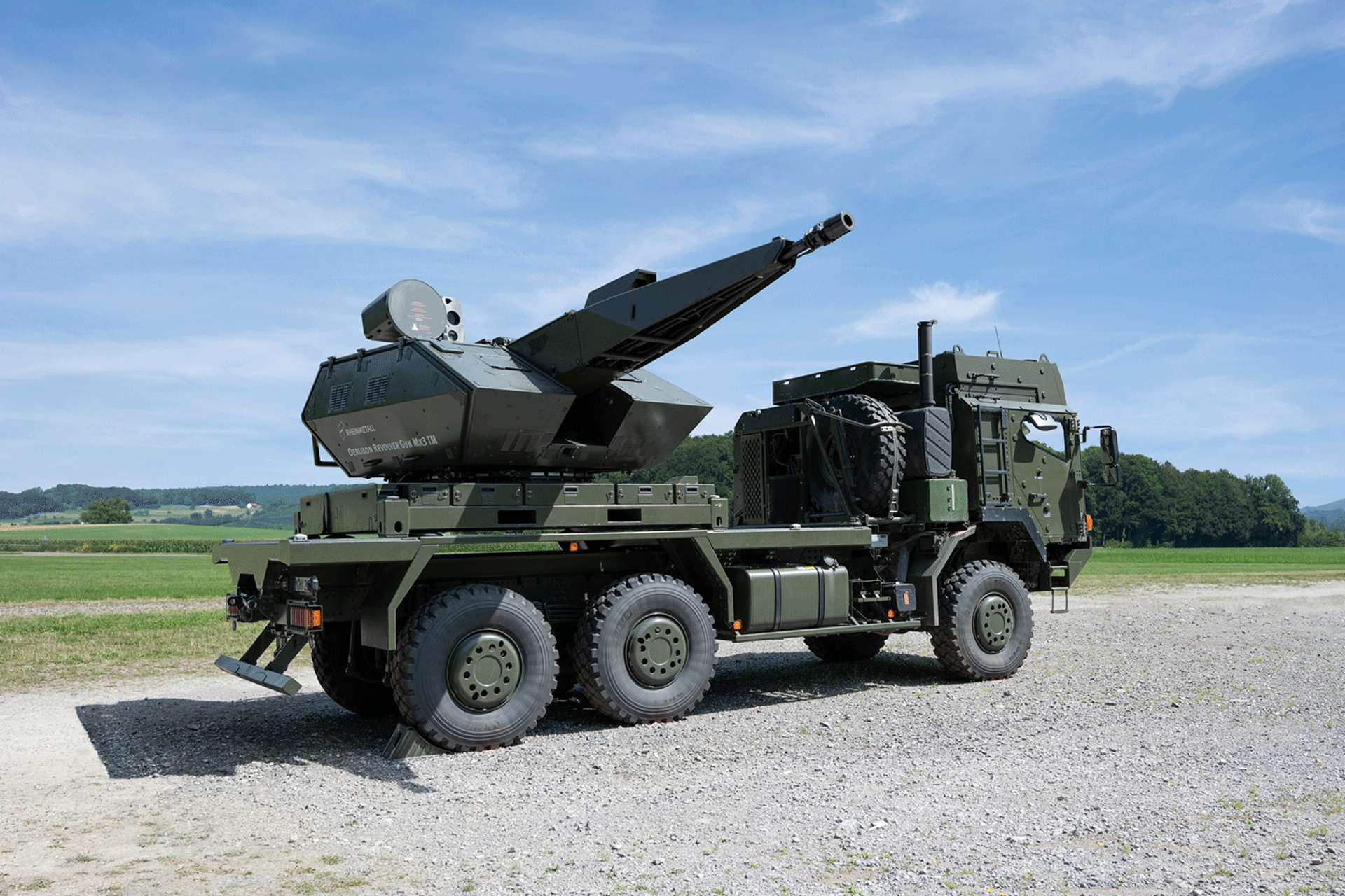 Rheinmetall will supply four Oerlikon Skynex air defense systems to an undisclosed customer, adding a networked 35 mm gun-based capability designed to counter drones, rockets, mortar rounds, and low-flying missiles (Picture source: Rheinmetall).