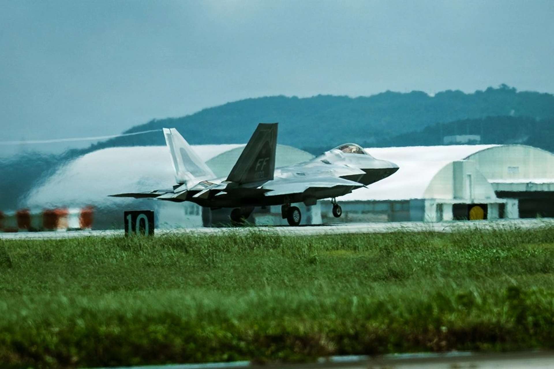 U.S. F-22 operations from Kadena during VALIANT SHIELD 2026 add a stealth air superiority layer to American deterrence near Taiwan and the East China Sea (Picture Source: U.S. Air Force)