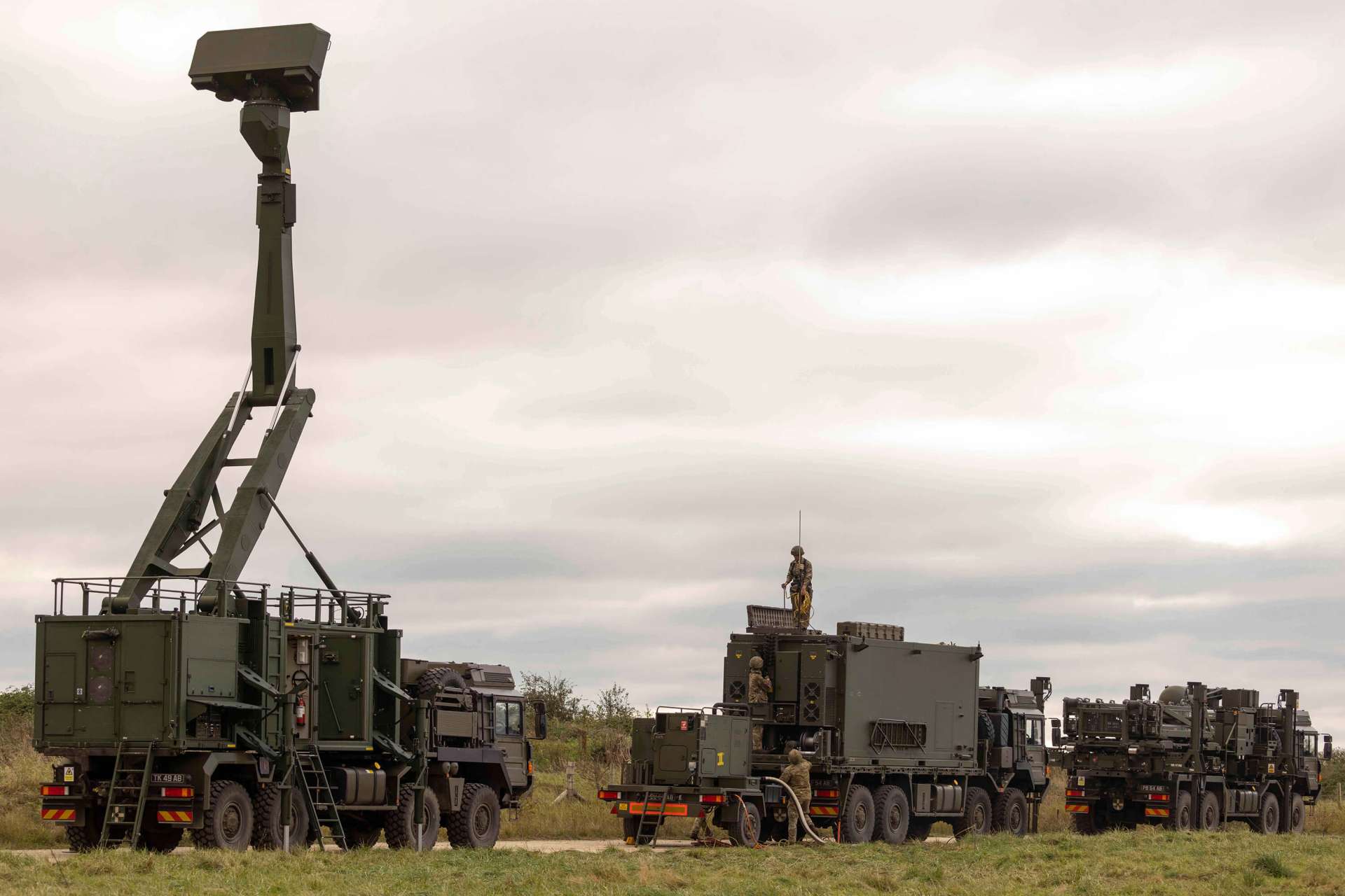 The UK is doubling its Sky Sabre air-defence force with additional command centres, Land Ceptor launchers and support vehicles, increasing the British Army’s ability to protect deployed forces and critical sites against aircraft, cruise missiles and uncrewed aerial vehicles (Picture source: UK MoD).