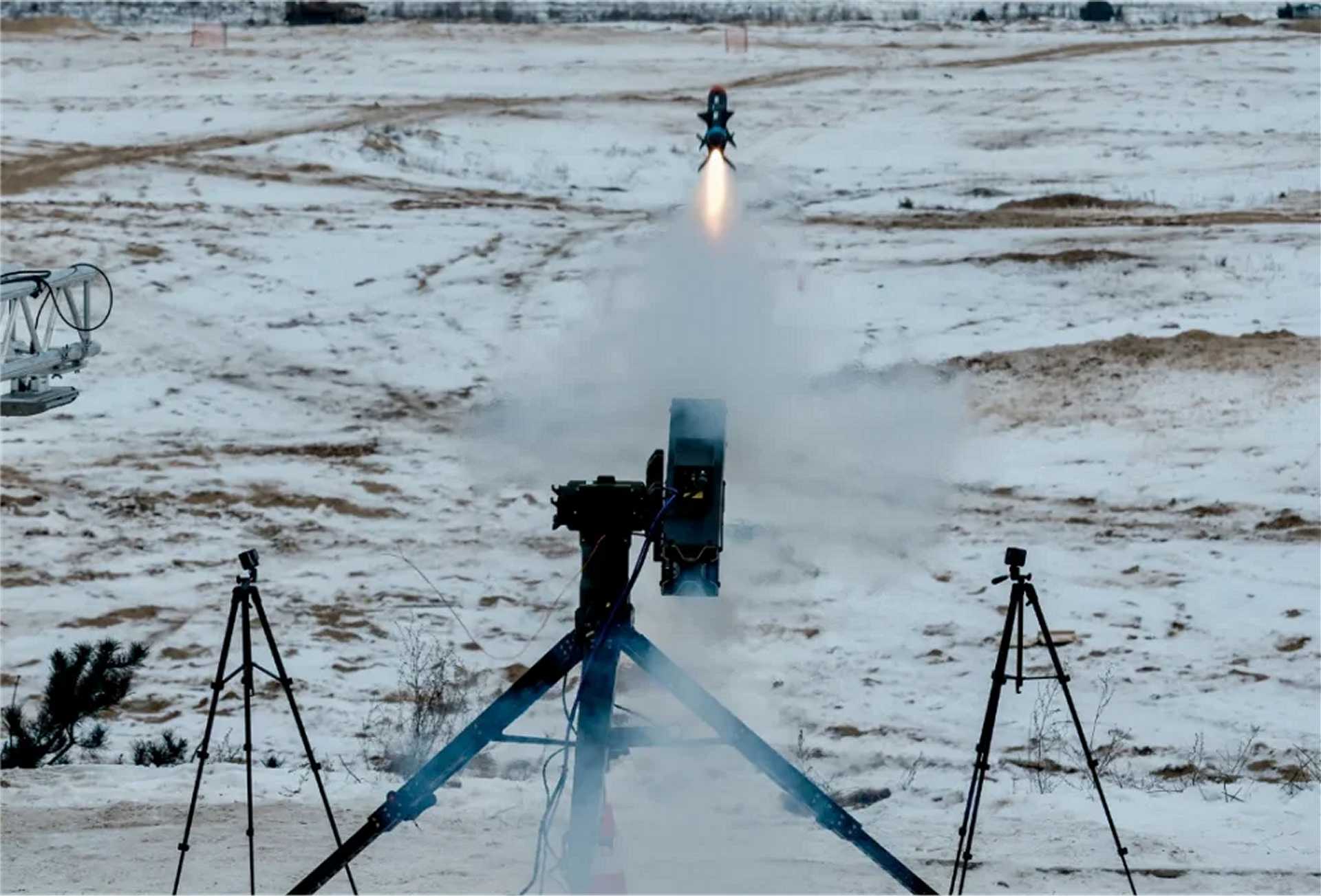 Frankenburg Technologies conducts a test of its low-cost interceptor missile, developed for rapid, large-scale production to counter drone threats. While not part of the UK's LCADE programme, the system reflects the growing European focus on affordable air defense effectors against mass UAV attacks. (Picture source: Frankenburg Technologies)