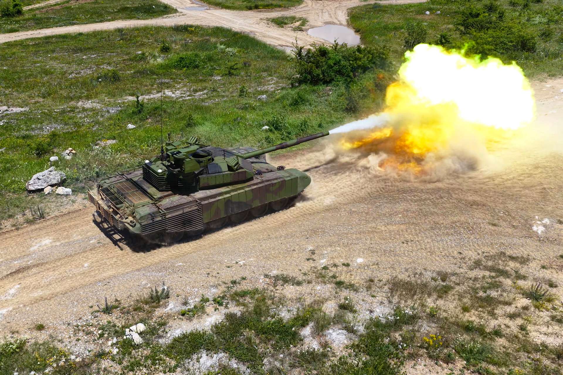Serbia’s upgraded M-84 AS1/2 tanks have entered live-fire breakthrough training, signaling Belgrade’s push to turn armored modernization into real battlefield readiness (Picture Source: Serbian Armed Forces)