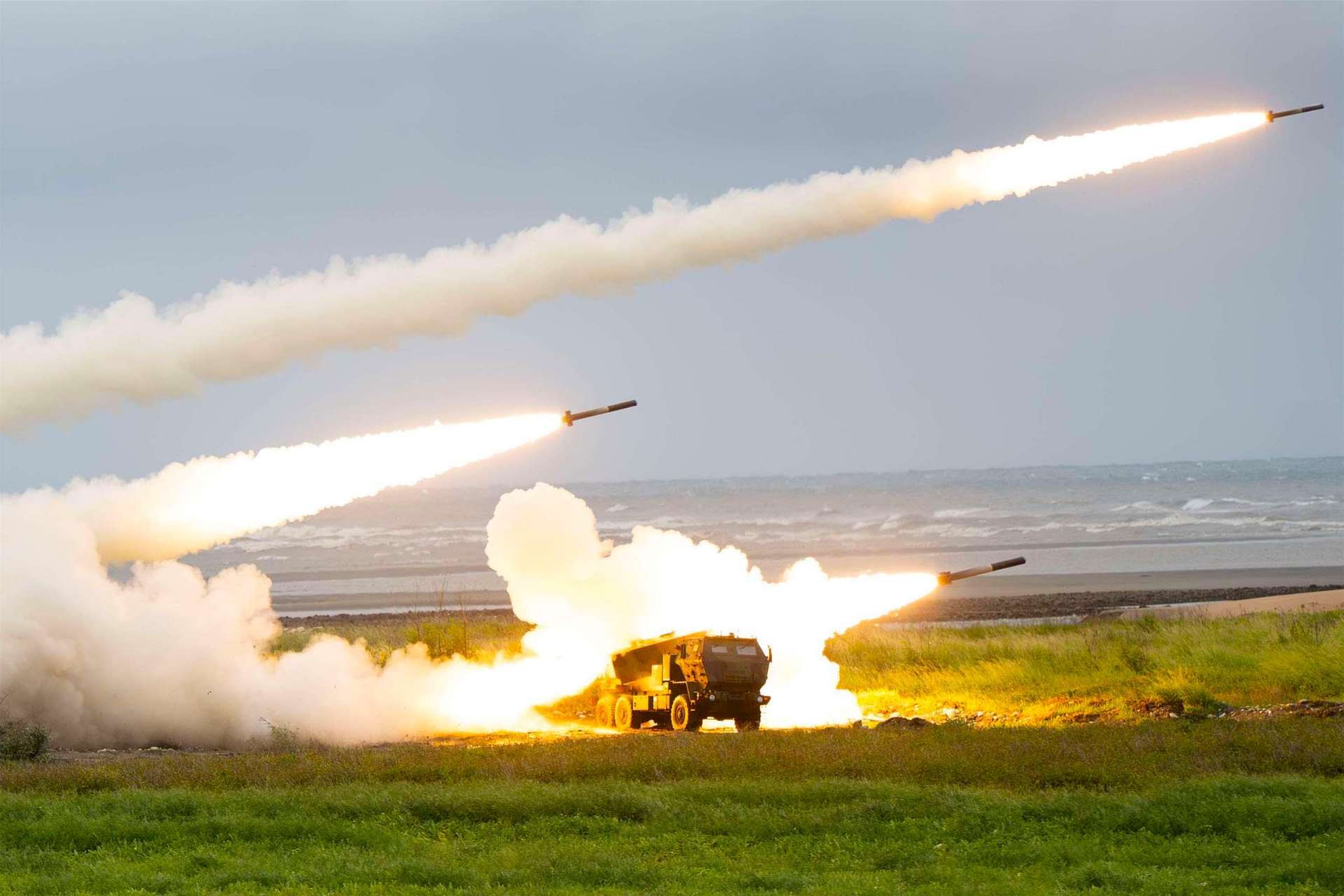 Taiwan’s U.S.-Made HIMARS Live Fire Reveals How Mobile Precision Fires Could Disrupt China’s Amphibious Assault