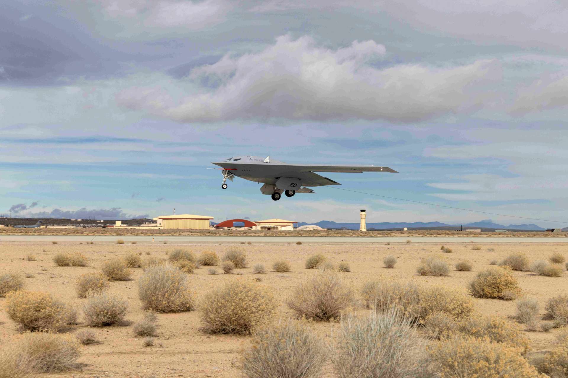 U.S. Air Force Begins Combat-Focused Testing of B-21 Raider with First Operational Test Pilot Flight