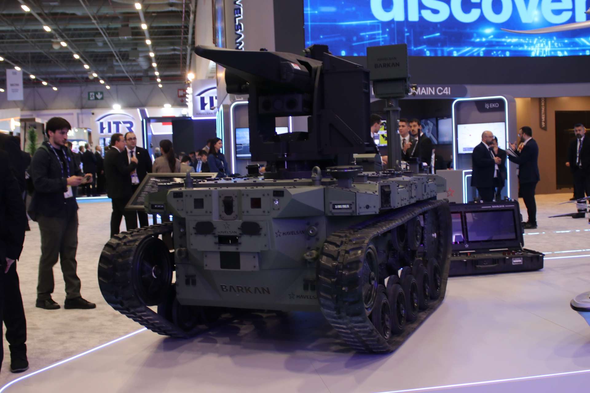 HAVELSAN unveiled the BARKAN 3 unmanned ground vehicle, a heavier, armed, and highly autonomous tracked system designed to expand Türkiye’s robotic combat support capabilities and reduce soldier exposure in high-risk operations (Picture Source: Army Recognition Group)
