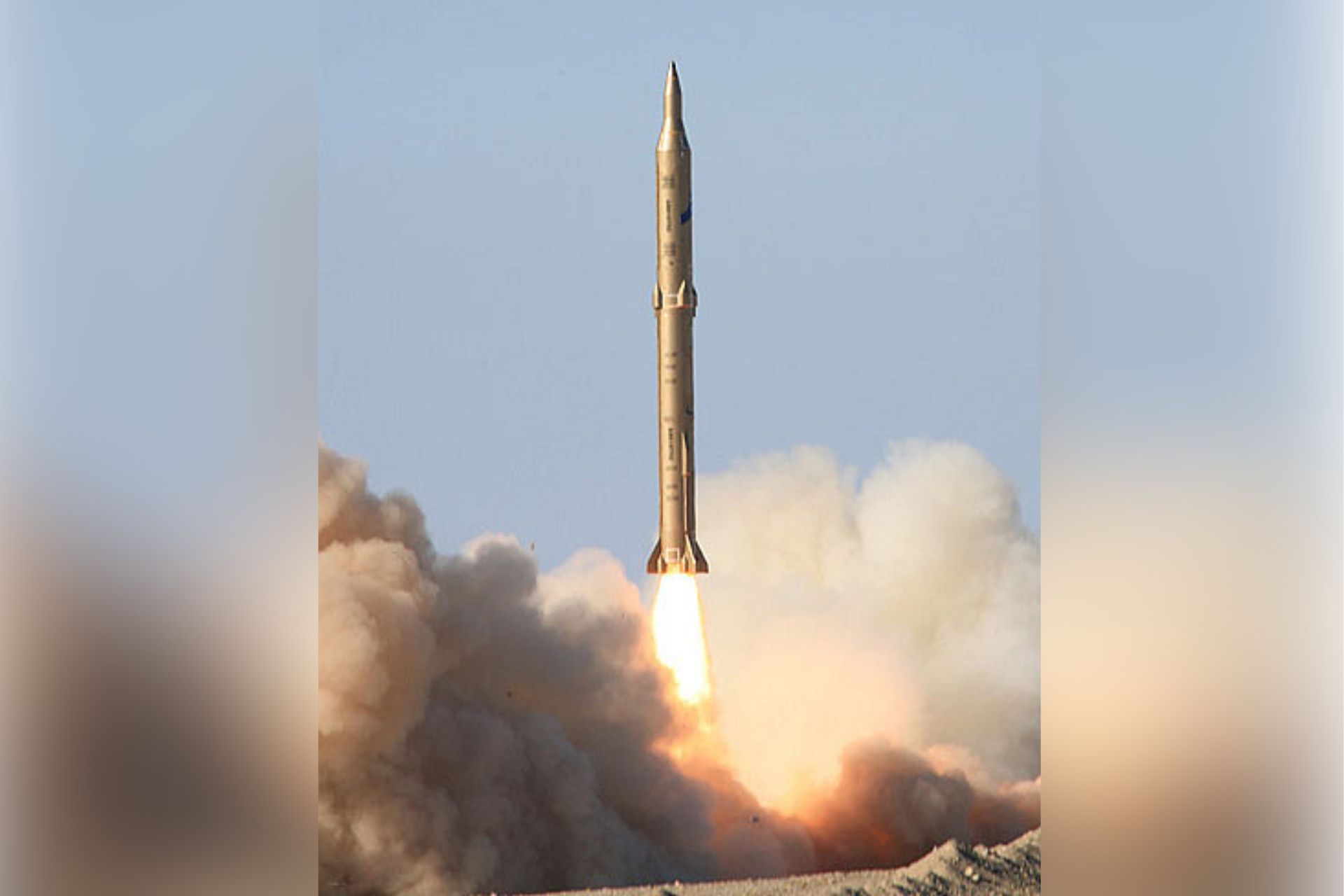 Иран опроверг данные разведки США о потере ракетного арсенала