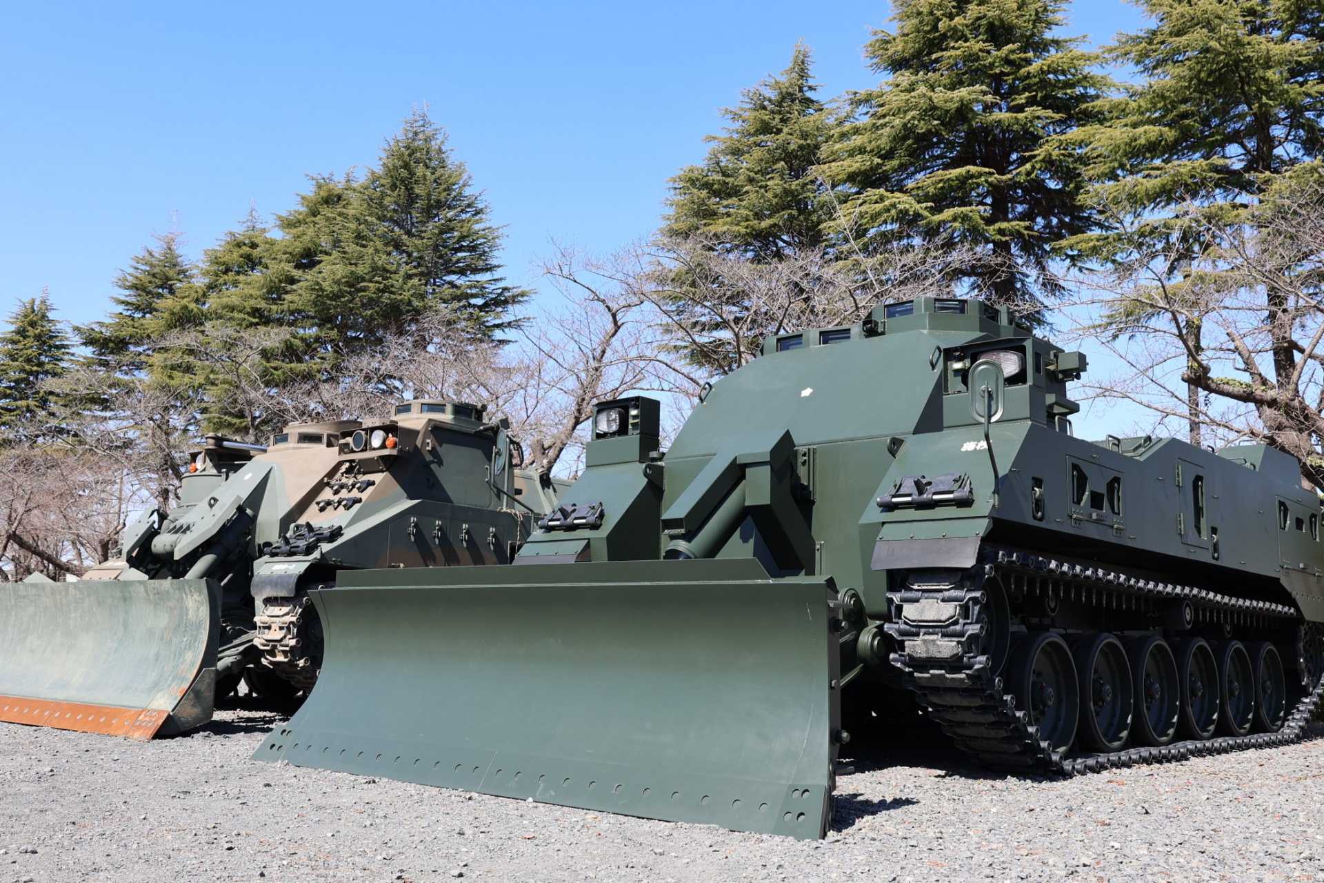 Japan unveils new Type 23 Armored Bulldozer for safer route clearance under enemy fire