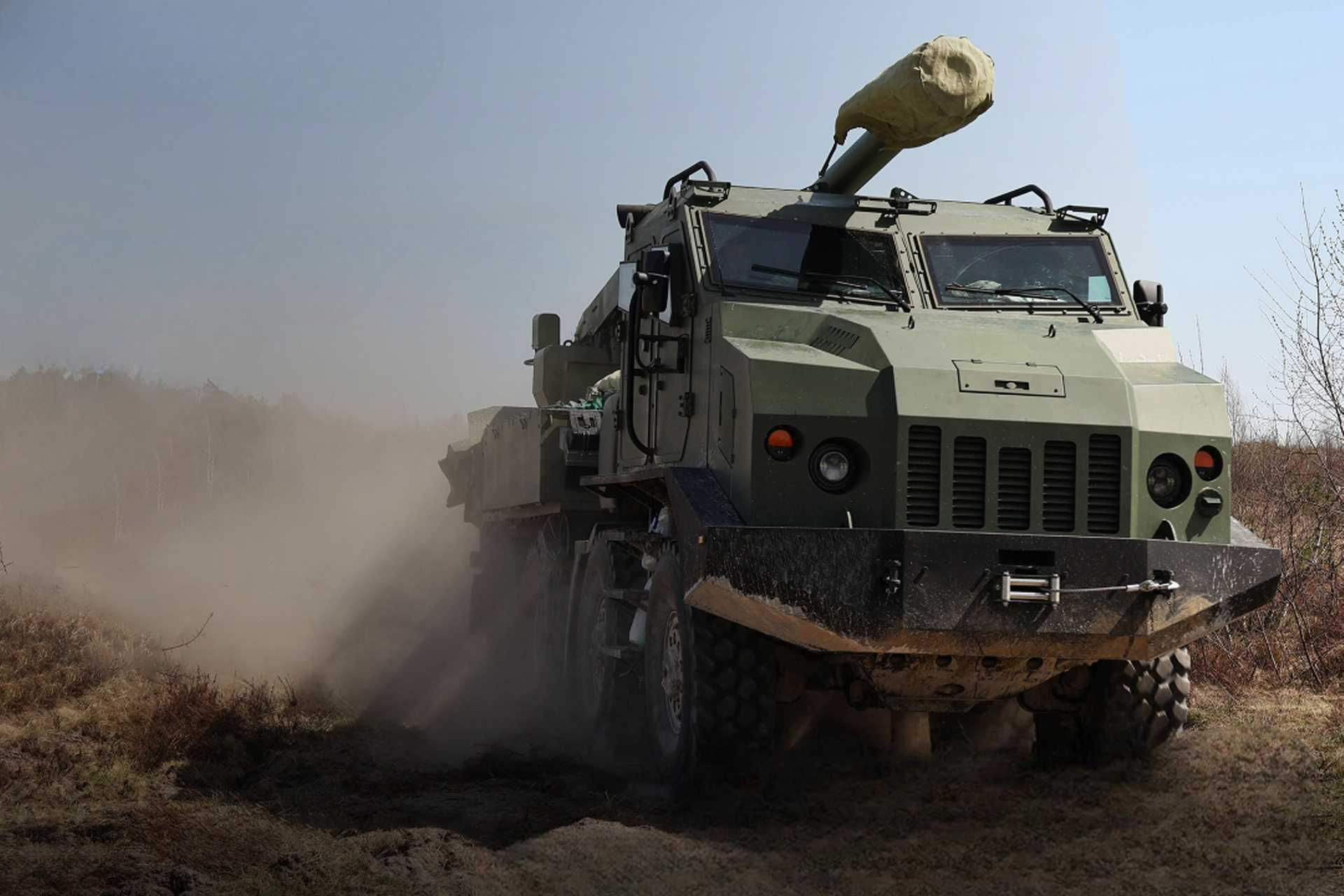 The start of production in Poland through PK MIL SA will represent the first foreign manufacturing arrangement for the Bohdana self-propelled howitzer outside Ukraine. (Picture source: Ukrainian 44th Artillery Brigade)