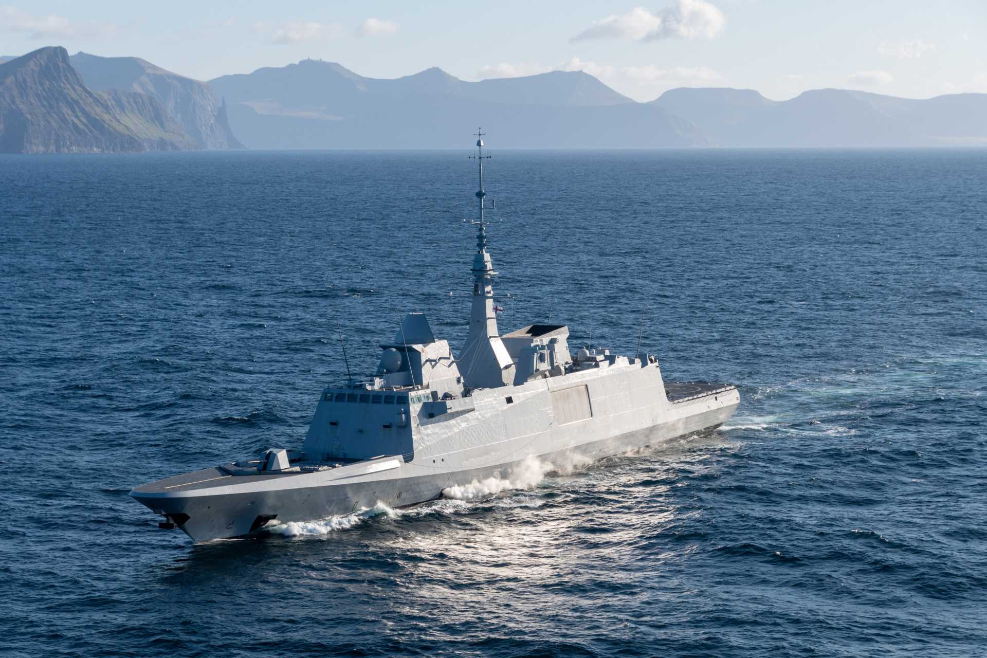 U.S. Navy honors French frigate FREMM Aquitaine with Hook ’Em Award after anti-submarine operations